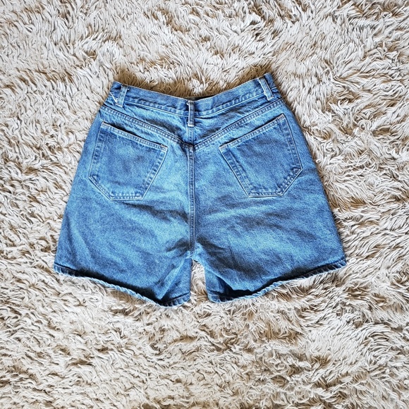 Retro Denim Short - Picture 3 of 3